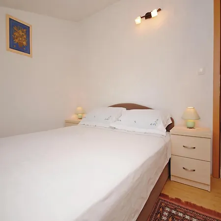 Picturesque Escape With Pool And Sauna - Four Bedroom With Sauna And Pool * Кастель-Нови